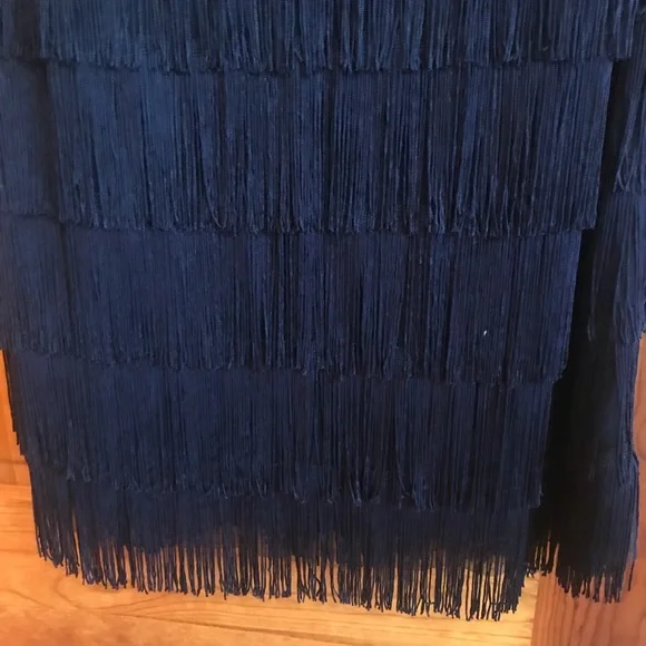 From Bloomingdale’s  navy long evening gown with all fringes and fully lined - Picture 11 of 17